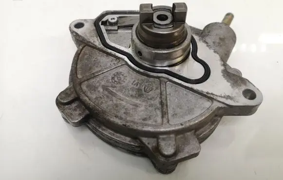 Mercedes-Benz B W245 Vacuum pump A6403200365 200000044