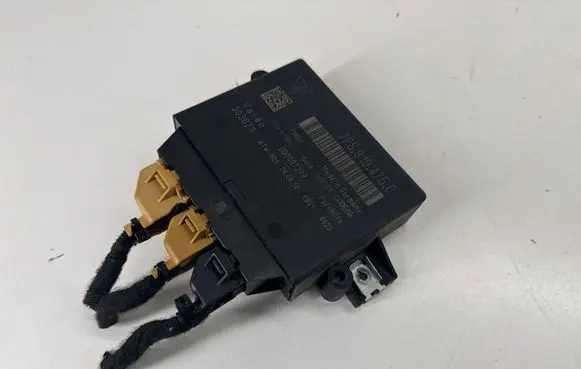 Porsche Cayenne (92A) Parking PDC control unit/module 7P5919475C 7P5919475 95861804201