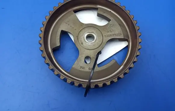 Volvo S40 Camshaft pulley/ VANOS 9657477580