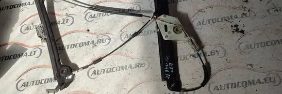 BMW 1 E81 E87 Front door electric window regulator 