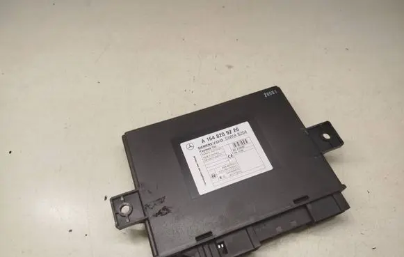 Mercedes-Benz GL X164 Keyless (KESSY) go control unit/module a1648209226