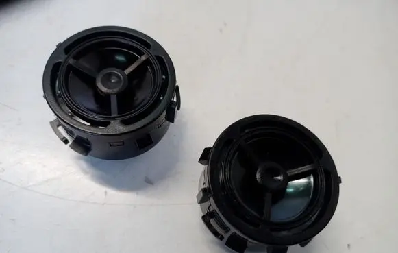 Peugeot 3008 II Front door speaker 9809350780