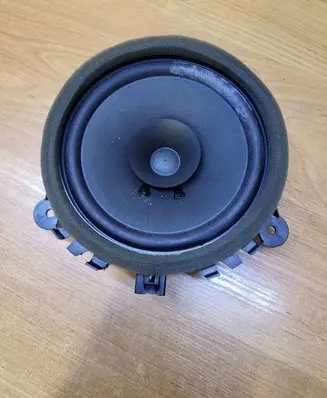 Volvo XC60 Front door speaker 30657444 08W49