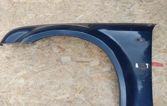 Chrysler 300 - 300C Fender C285C169B