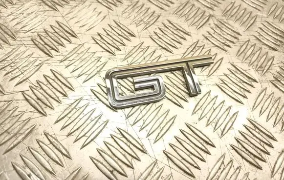 Ford Mustang V Manufacturers badge/model letters 