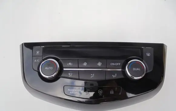 Nissan Qashqai Climate control unit 275004EA0A