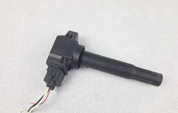 Suzuki SX4 S-Cross High voltage ignition coil FK0508 611512