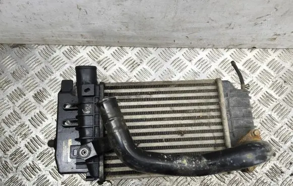 Toyota Yaris Intercooler radiator JD1270000620