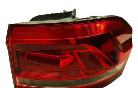 Volkswagen Touran III Rear/tail lights 5TA945096A L90084784