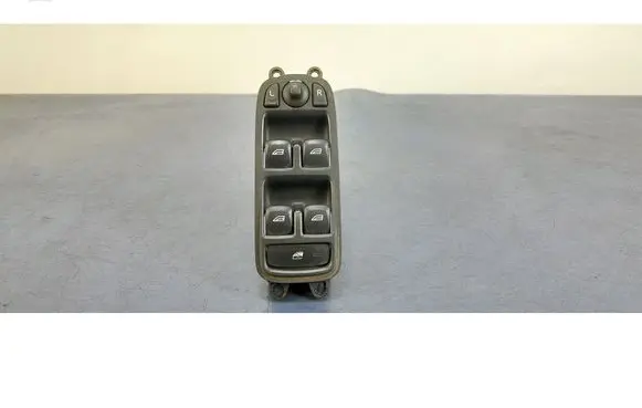 Volvo XC60 Electric window control switch 31334345