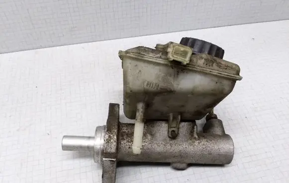 Volvo S60 Master brake cylinder