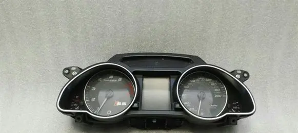 Audi A5 8T 8F Speedometer (instrument cluster) 8T0920980N