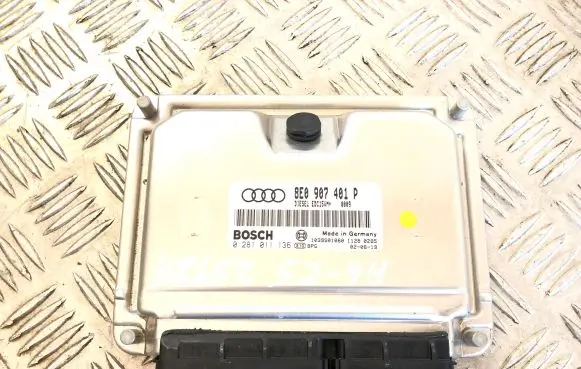 Audi A6 S6 C5 4B Engine control unit/module 8E0907401P 1039S01060 0281011136