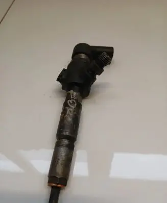 Ford Mondeo MK IV Fuel injector 4M5Q9F593AD