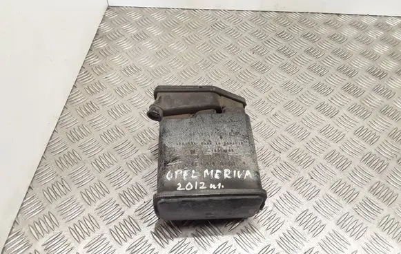 Active carbon filter fuel vapour canister