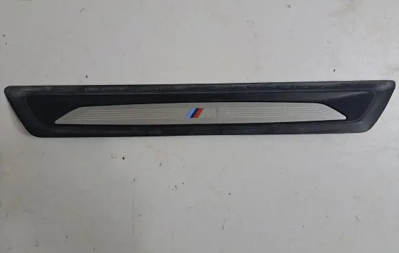 BMW 4 F36 Gran coupe Front sill trim cover 8051037