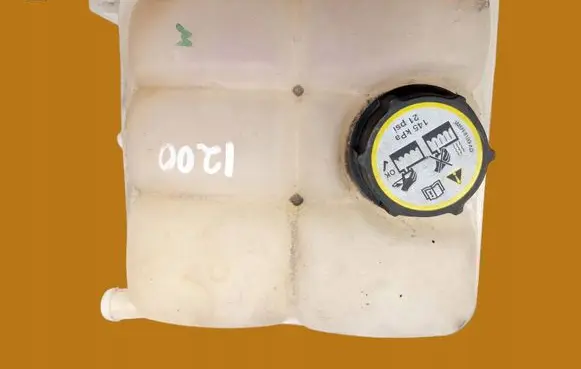 Ford Focus Coolant expansion tank/reservoir 