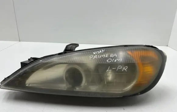 Nissan Primera Rear/tail lights 10251