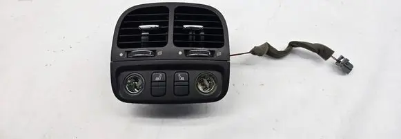 Jaguar XJ X350 Rear air vent grill 2W9319C570