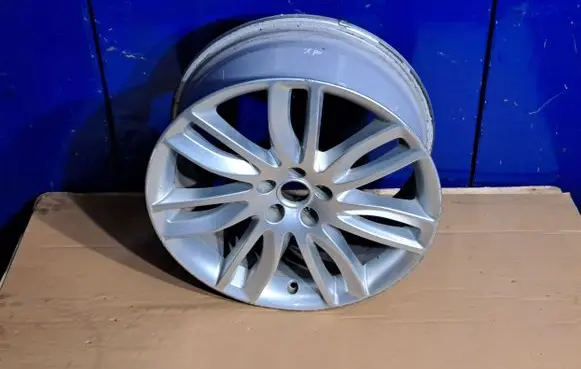 Jaguar XF X260 R12 alloy rim GX631007GC