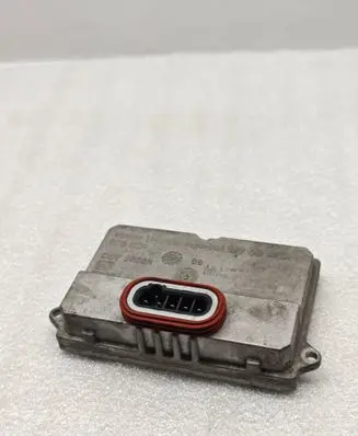 Audi A6 S6 C6 4F Headlight ballast module Xenon 5DV00829000