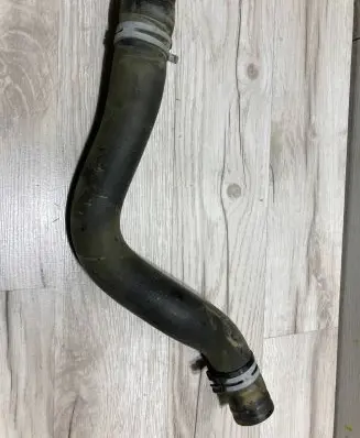 Ford Fiesta Engine coolant pipe/hose