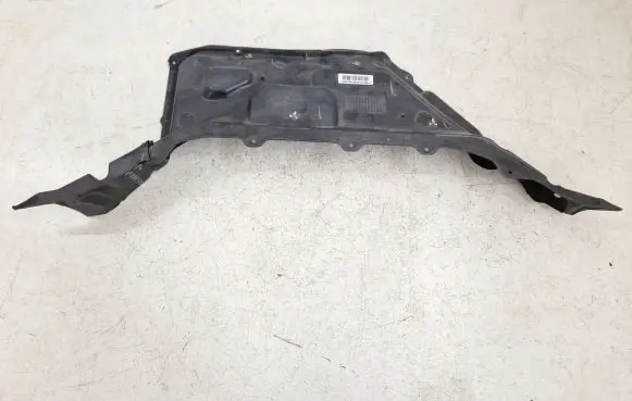 Ford Explorer VI Other engine bay part L1MB016C96 L1MB016C96AE L1MB016C96AC