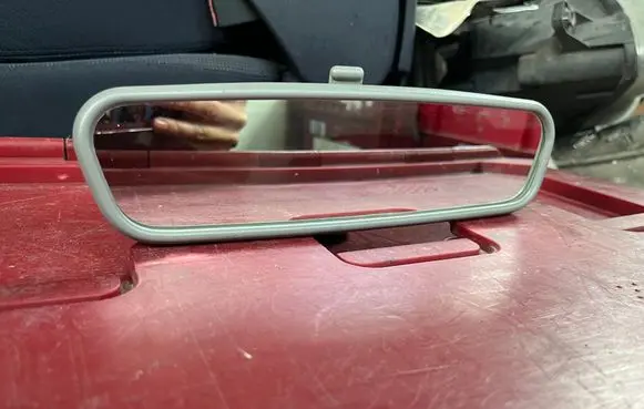Audi A4 S4 B6 8E 8H Rear view mirror (interior) E1010590