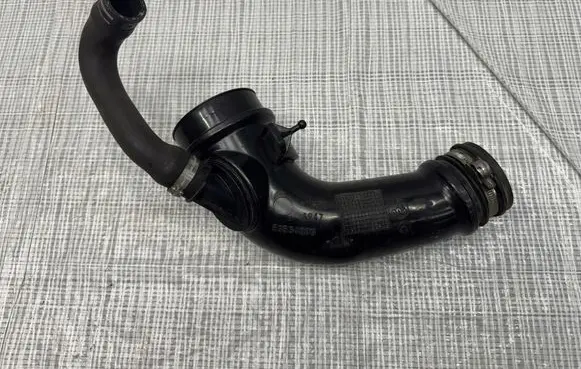 Alfa Romeo Giulia Air intake hose/pipe 50534009