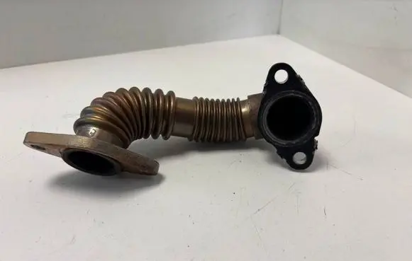 Opel Vivaro EGR valve line/pipe/hose 147252403R