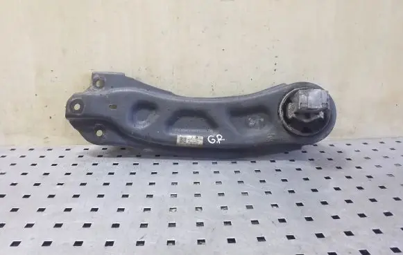 Mercedes-Benz B W246 W242 Rear control arm A2423500400