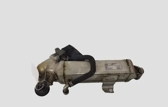 BMW 3 E90 E91 EGR valve cooler 781075104 2926