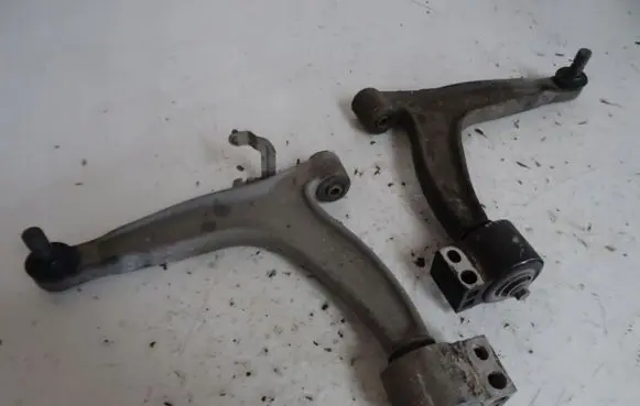 Opel Vectra C Front lower control arm/wishbone