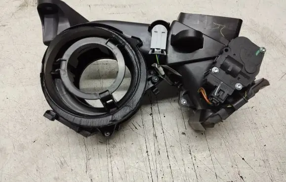 Mercedes-Benz ML W164 Interior heater climate box assembly housing 982690J
