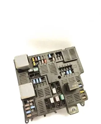 Volvo XC60 Fuse module 31473770
