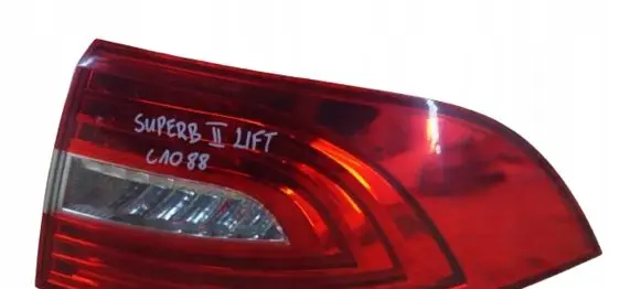 Skoda Superb B6 (3T) Rear/tail lights 3T5945096A