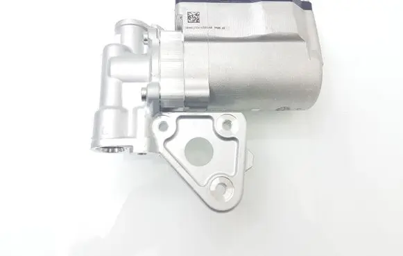 Ford Fusion II Oil pump LX687P086 LX687P086AB G646A