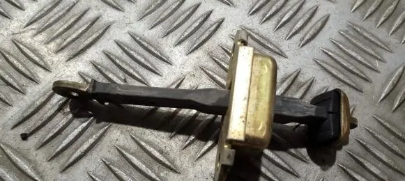Mitsubishi Carisma Rear door check strap stopper