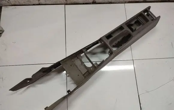 Audi A3 S3 8P Center console DIN14518P1