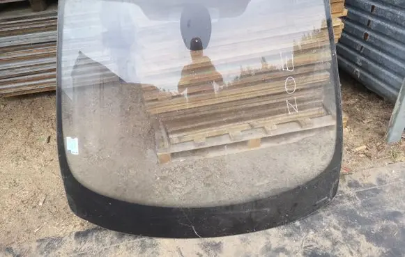 Renault Zoe Front windscreen/windshield window 7291ABSMV