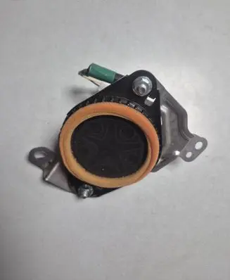 Toyota Yaris XP210 Panel speaker 86160K0010 8923024204A 05021H2231