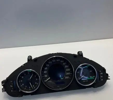 Mercedes-Benz CLS C219 Speedometer (instrument cluster) A2195404811 11008031001 000109
