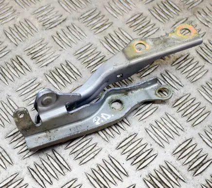 Mazda 2 Engine bonnet/hood hinges