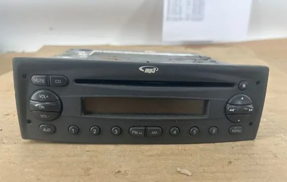 Fiat Ducato Radio/CD/DVD/GPS head unit 7646323316 BP632376116122 E1034502
