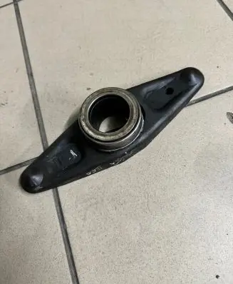 BMW 5 E60 E61 Clutch release arm fork 7570153 BMW2151 F55261501