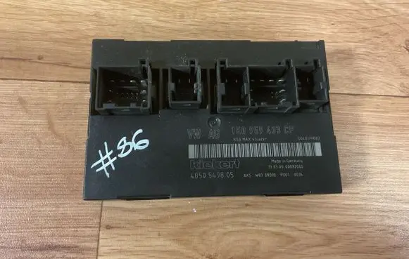 Volkswagen Caddy Comfort/convenience module 1K0959433CP 00082000 S0401H082