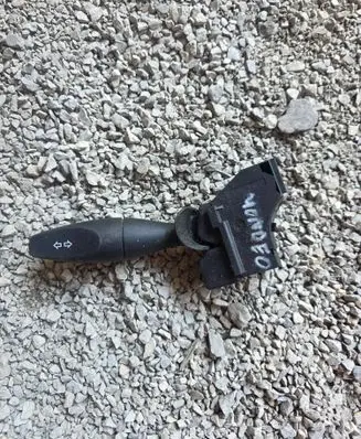 Ford Mondeo Mk III Indicator stalk 1S7T13335