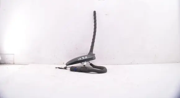 Hyundai ix35 Aerial GPS antenna 962102Y300