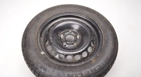 Volkswagen PASSAT B6 R18 spare wheel 2150924