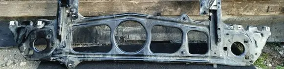 BMW 5 E39 Radiator support slam panel